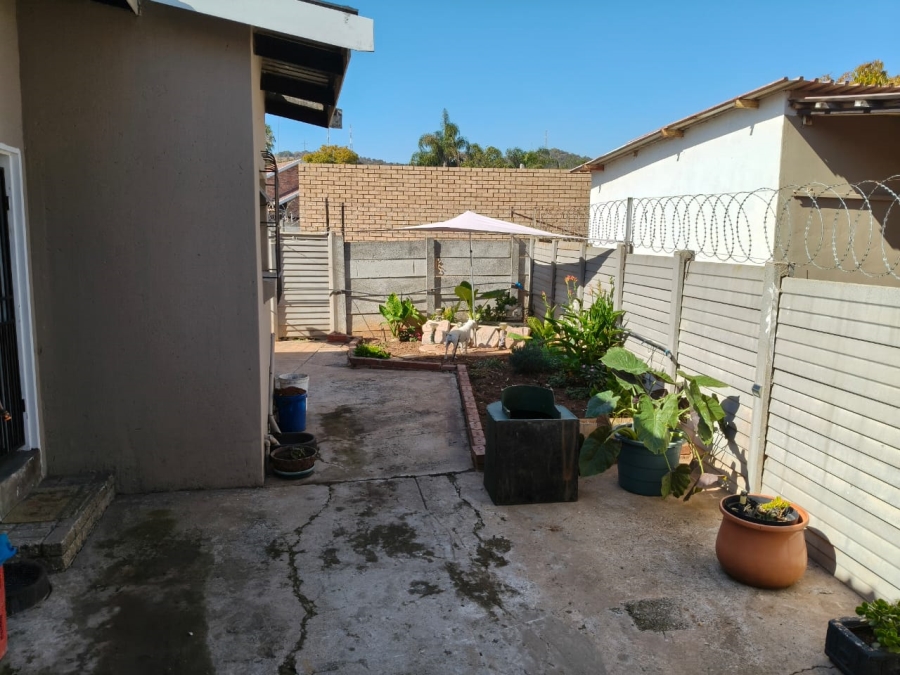 3 Bedroom Property for Sale in Bodorp North West